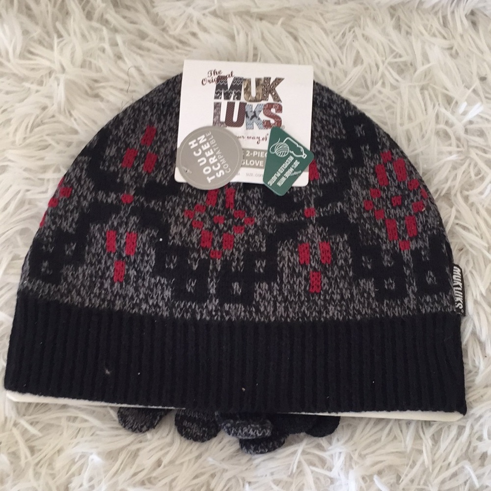 Muk Luks Beanie And Gloves Set
